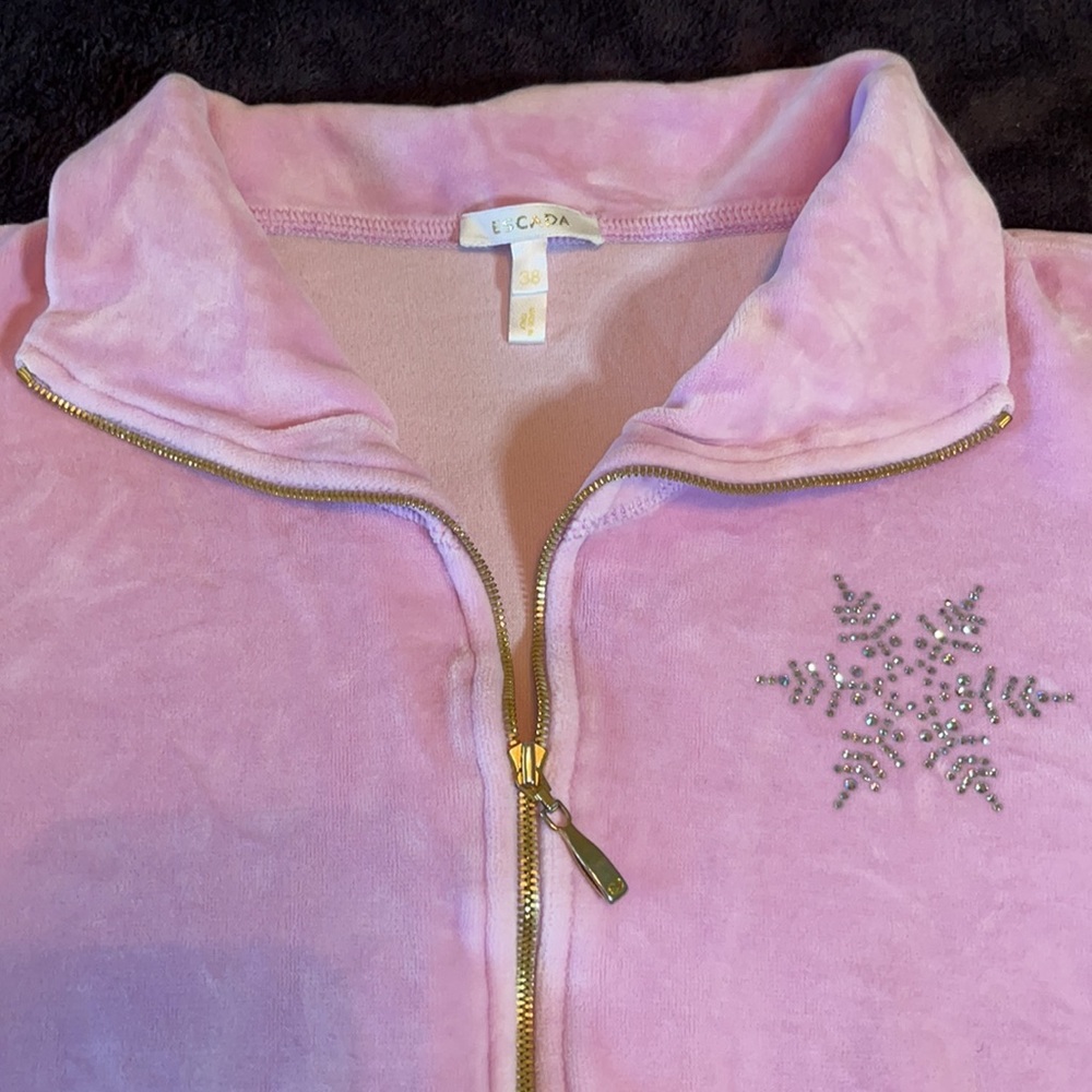 Escada Top - Picture 3 of 6